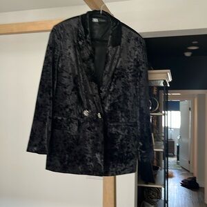 Zara women’s tuxedo jacket.